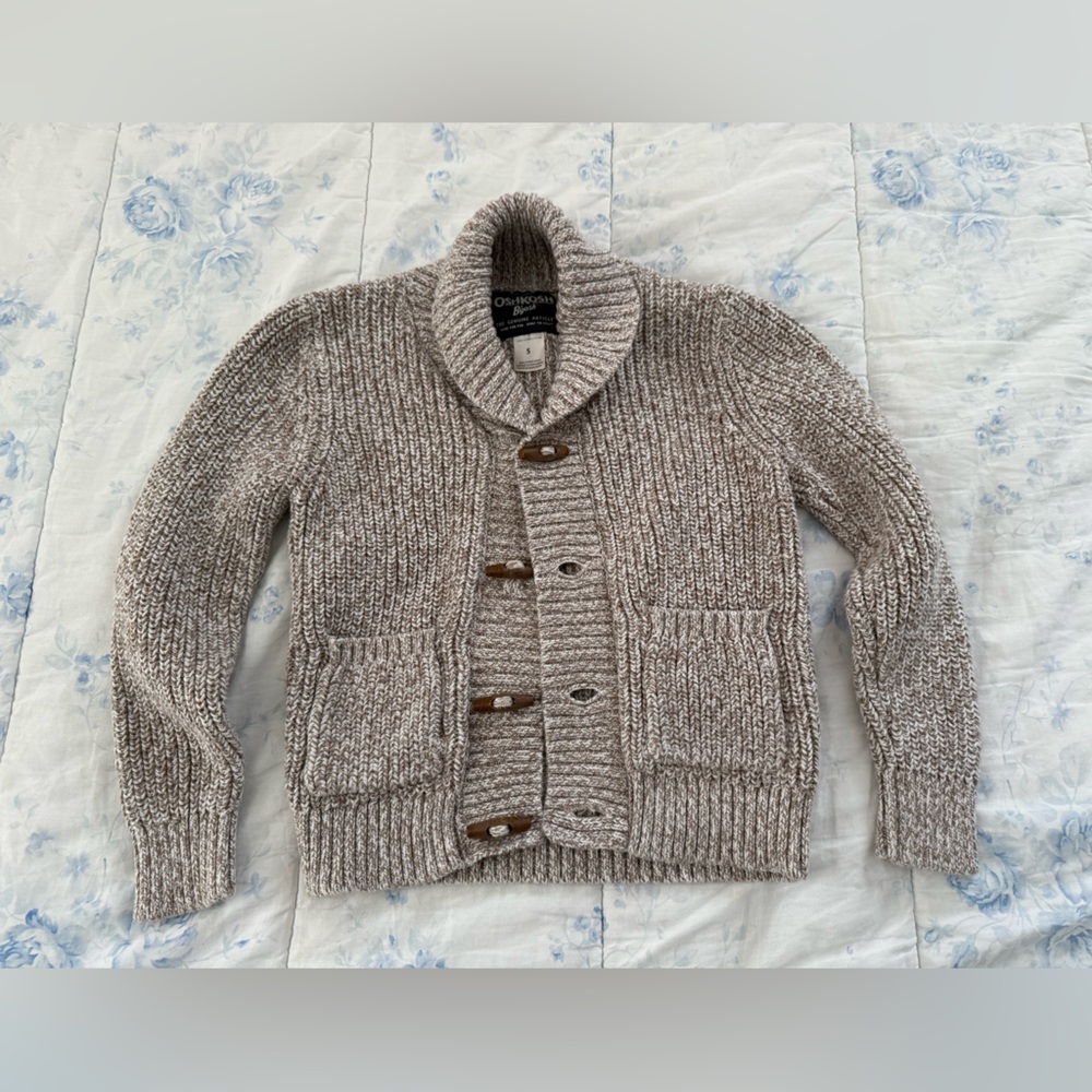 OshKosh B'gosh Taupe Cardigan Sweater Size five little kids like new